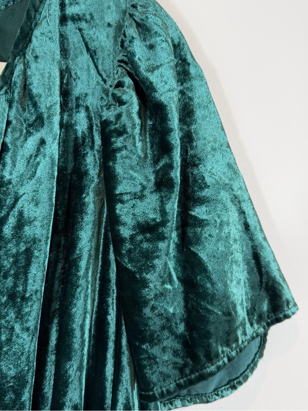 Anthropologie Somerset Velvet Emerald Green Velvet Tiered V-NeckMaxi Dress M - Picture 4 of 8